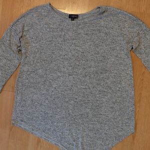 Lightweight Sweater w/ Asymmetrical hemline